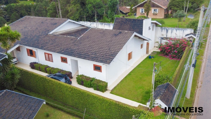 Casa em Alto do Capivari, Campos do Jordão - foto 8