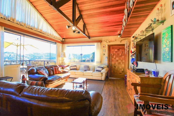 Casa em Vila Telma, Campos do Jordão - foto 12