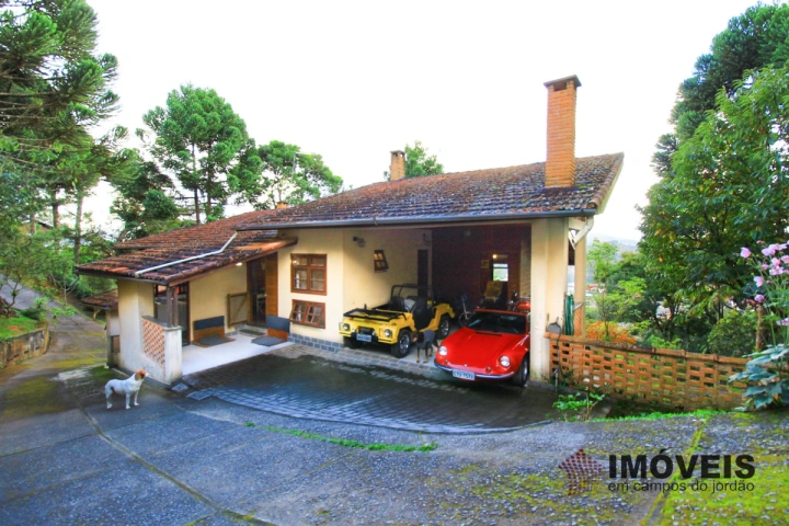 Casa em Alto da Vila Inglesa, Campos do Jordão - foto 1