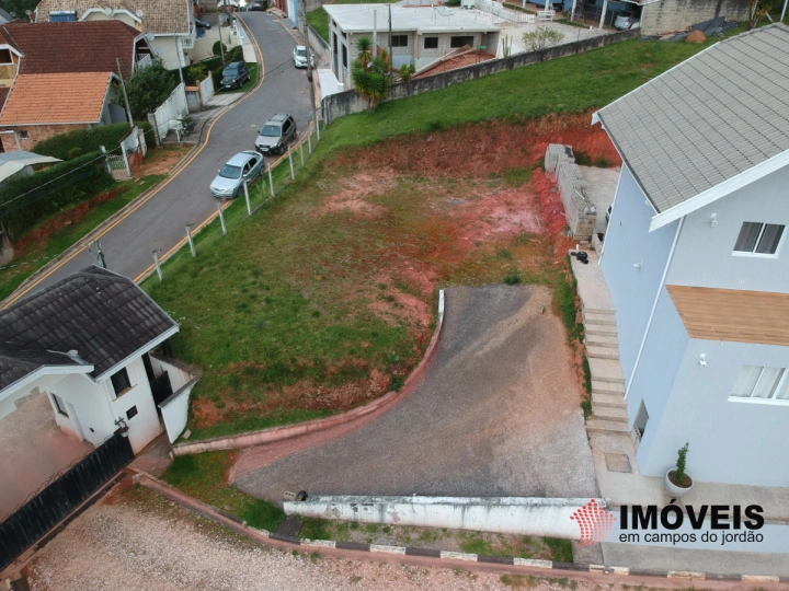 Terreno/Lote em Jardim Guararema, Campos do Jordão - foto 1