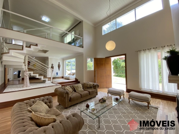 Casa em Vila Capivari, Campos do Jordão - foto 2