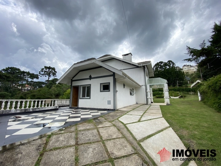 Casa em Vila Capivari, Campos do Jordão - foto 1