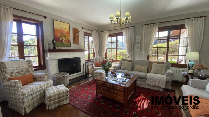 Casa em Jardim Embaixador, Campos do Jordão - foto 2