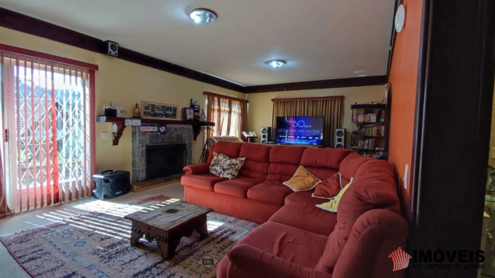 Casa em Vila Telma, Campos do Jordão - foto 1