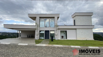 Casa em Alto do Capivari, Campos do Jordão