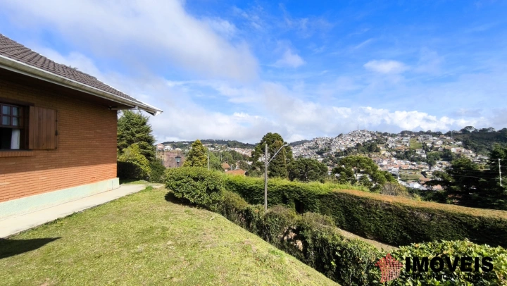 Casa em Vila Abernéssia, Campos do Jordão - foto 3
