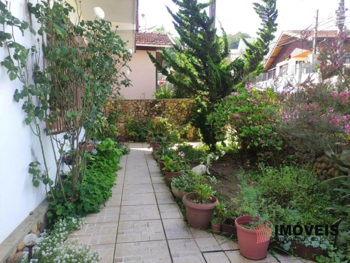 Casa em Vila Guarani, Campos do Jordão - foto 4