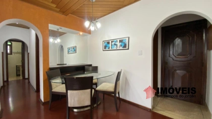 Apartamento em Vila Abernéssia, Campos do Jordão
