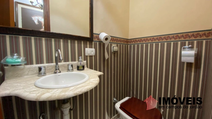 Casa em Vila Nova Suiça, Campos do Jordão - foto 9
