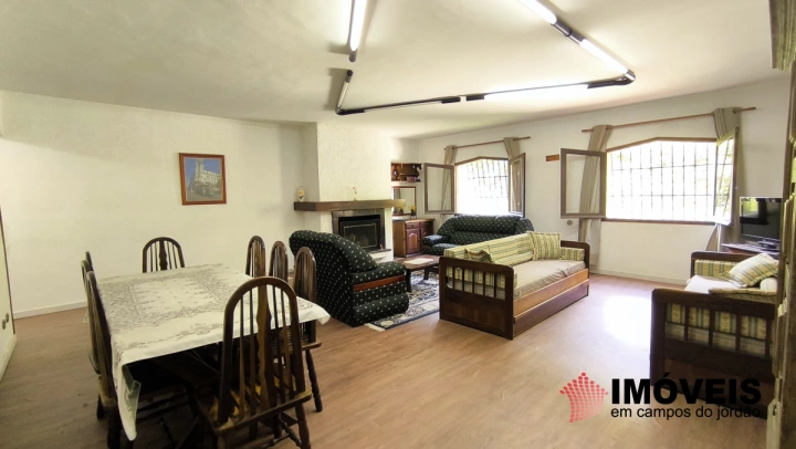 Apartamento em Vila Capivari, Campos do Jordão - foto 1