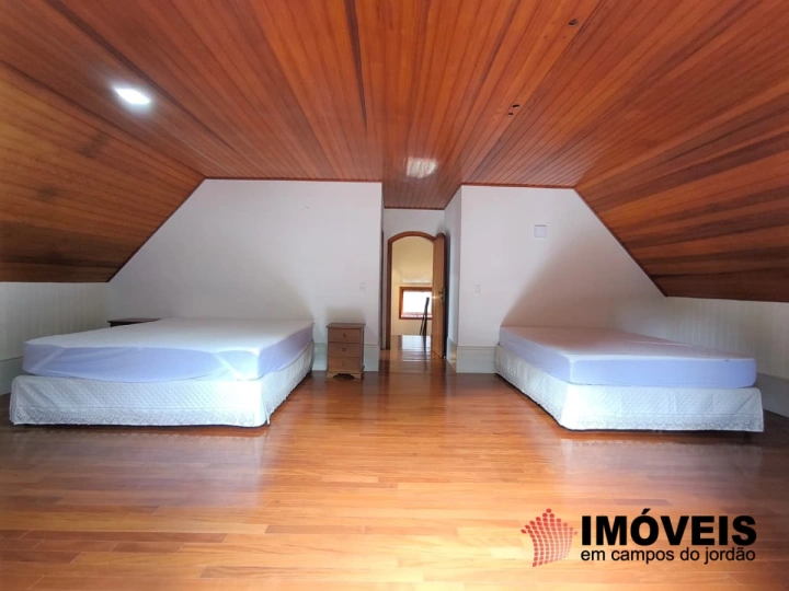 Casa em Alto do Capivari, Campos do Jordão - foto 2