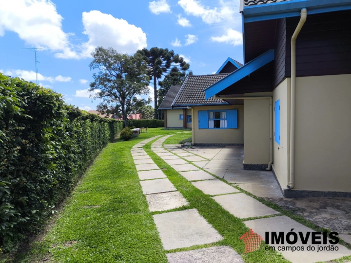 Casa em Vila Capivari, Campos do Jordão - foto 2
