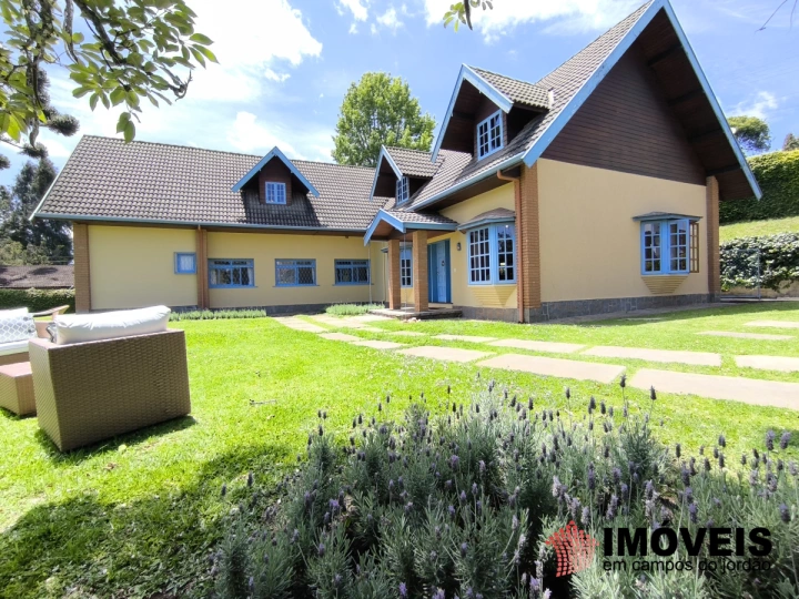 Casa em Vila Capivari, Campos do Jordão - foto 4