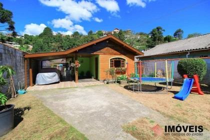 Casa em Vila Britânia, Campos do Jordão