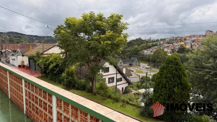 Casa em Vila Cristina, Campos do Jordão - foto 2