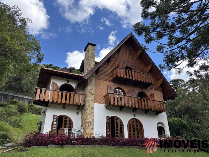 Casa em Recanto das Araucárias, Campos do Jordão - foto 1
