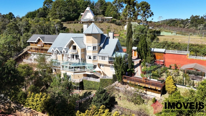 Casa em Alto do Capivari, Campos do Jordão - foto 4
