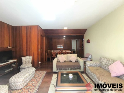 Apartamento em Jardim Belvedere, Campos do Jordão