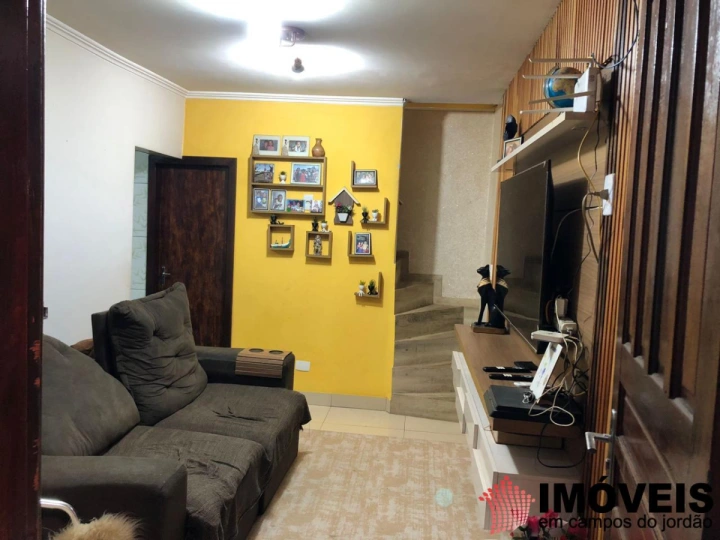 Casa em Vila Albertina, Campos do Jordão - foto 1