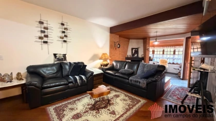 Apartamento em Vila Capivari, Campos do Jordão