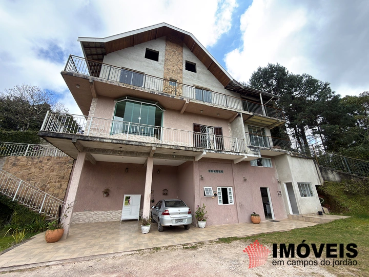 Casa em Vila Capivari, Campos do Jordão - foto 1