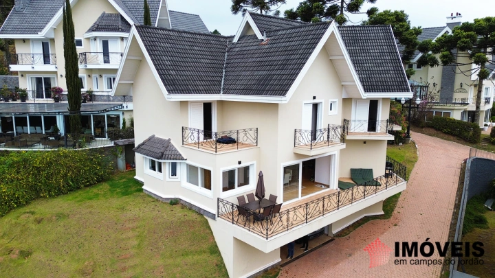 Casa em Jardim das Pérolas, Campos do Jordão - foto 1