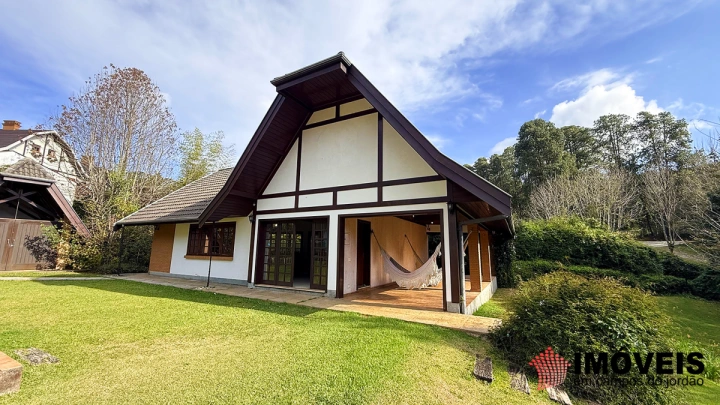 Casa em Alto do Capivari, Campos do Jordão - foto 14