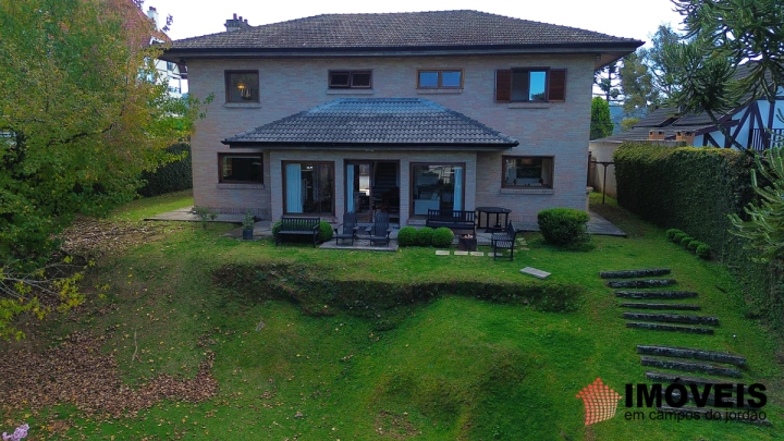 Casa em Vila Everest, Campos do Jordão - foto 2