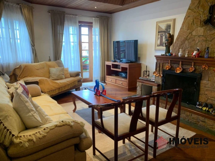 Apartamento em Vila São Francisco, Campos do Jordão - foto 1