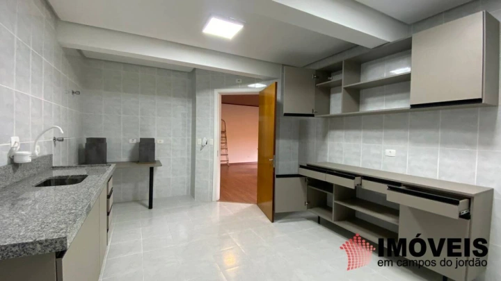 Apartamento em Vila Abernéssia, Campos do Jordão - foto 2