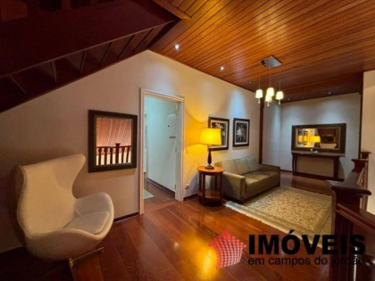 Apartamento em Vila Capivari, Campos do Jordão