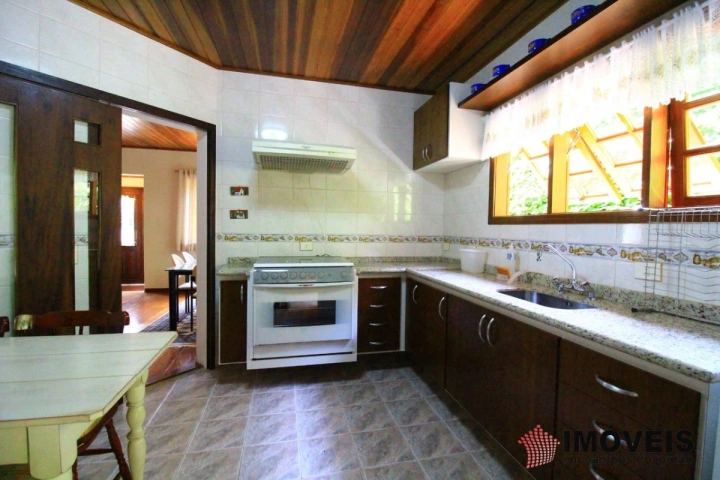 Casa em Descansópolis, Campos do Jordão - foto 2