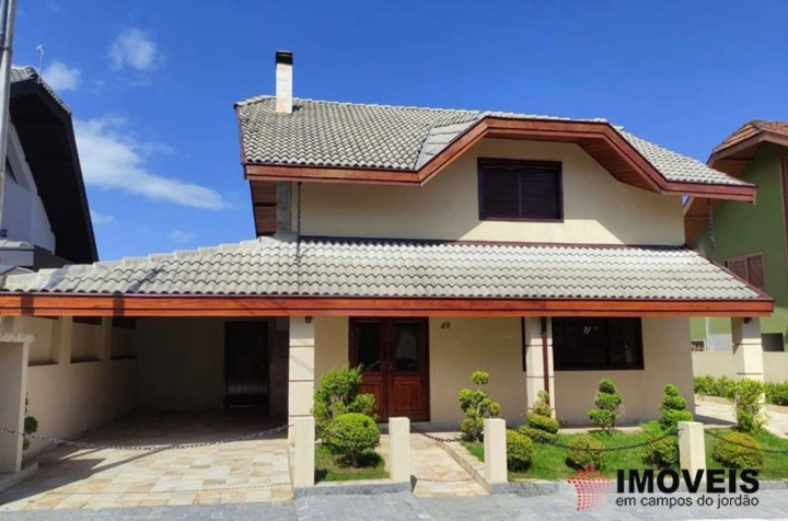 Casa em Alto do Capivari, Campos do Jordão - foto 1