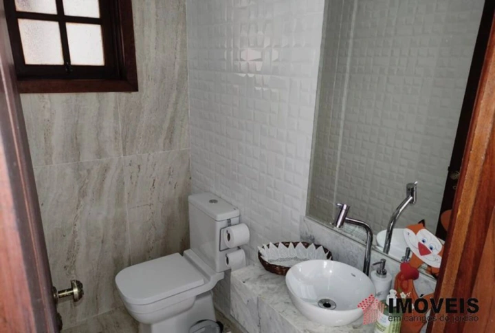 Casa em Alto do Capivari, Campos do Jordão - foto 2