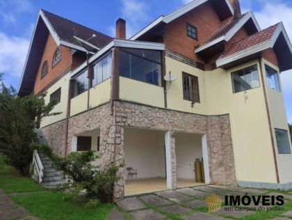 Casa em Alto do Capivari, Campos do Jordão