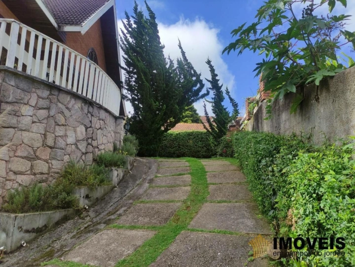 Casa em Alto do Capivari, Campos do Jordão - foto 3