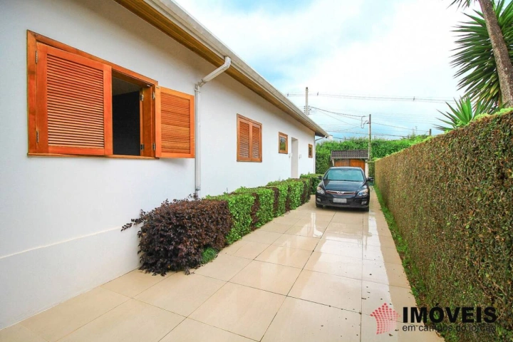 Casa em Alto do Capivari, Campos do Jordão - foto 4