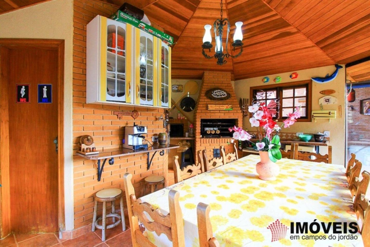 Casa em Alto do Capivari, Campos do Jordão - foto 10