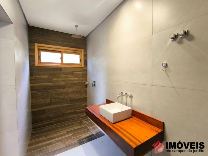 Casa em Alto do Capivari, Campos do Jordão - foto 4