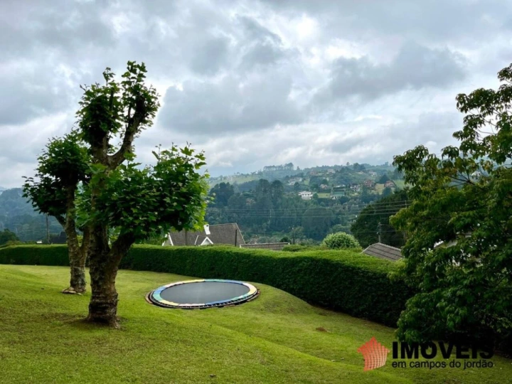 Casa em Vila Inglesa, Campos do Jordão - foto 1