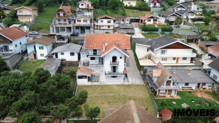 Casa em Vila Abernéssia, Campos do Jordão - foto 5