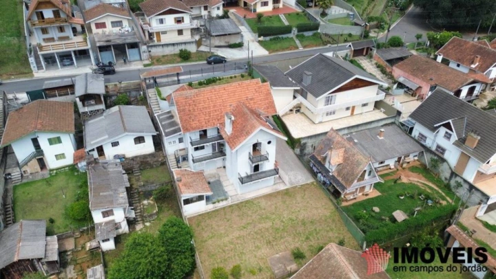 Casa em Vila Abernéssia, Campos do Jordão - foto 6