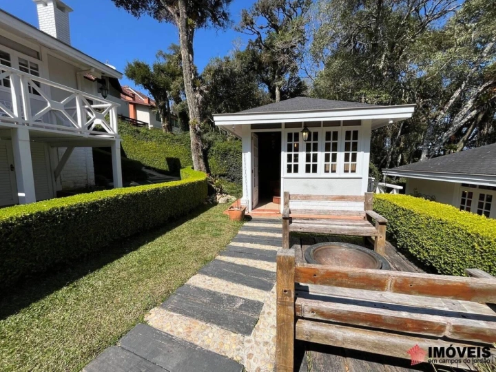 Casa em Colinas de Capivari, Campos do Jordão - foto 4