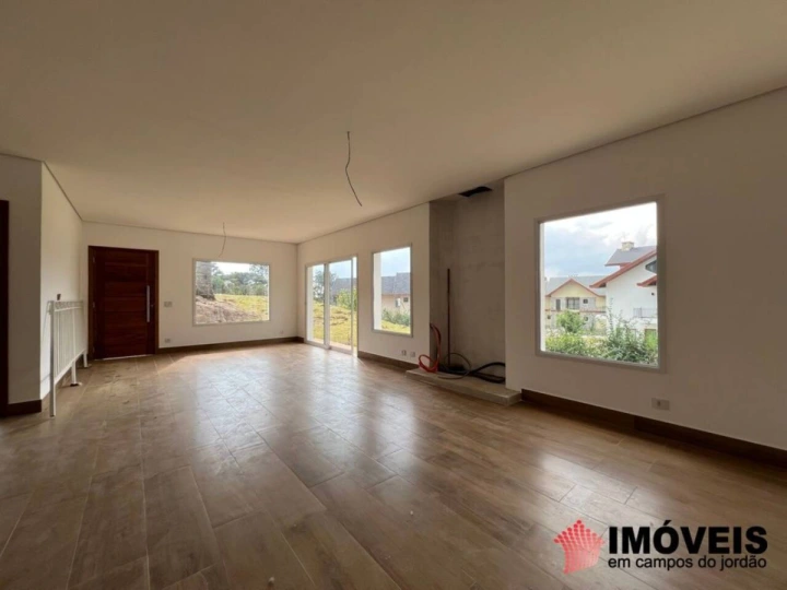 Casa em Alto da Boa Vista, Campos do Jordão - foto 1