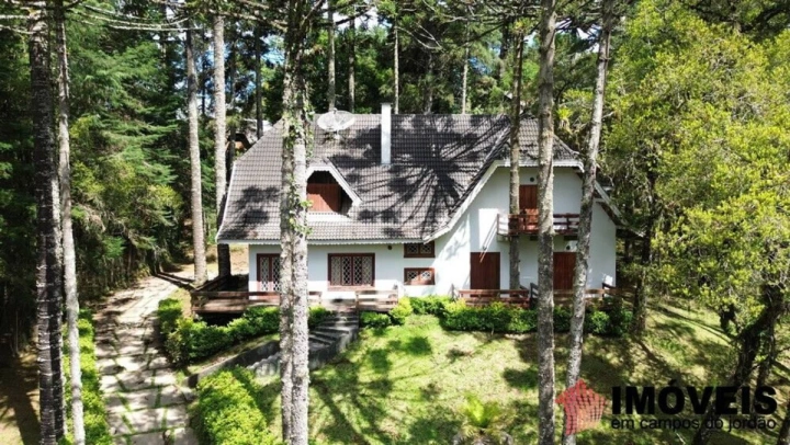 Casa em Jardim Véu da Noiva, Campos do Jordão - foto 1