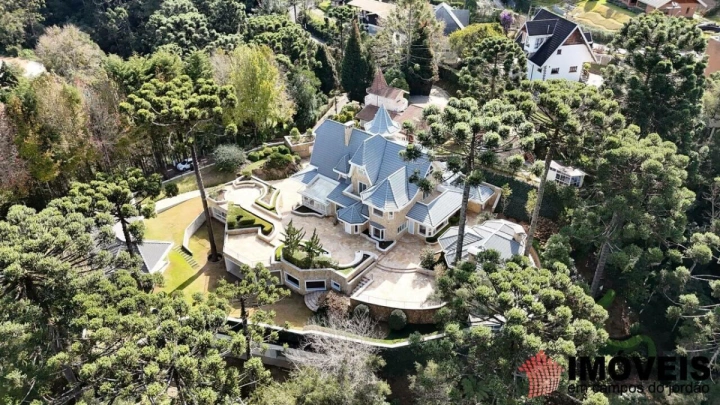 Casa em Jardim Véu da Noiva, Campos do Jordão - foto 2