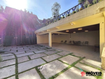 Casa em Jardim Véu da Noiva, Campos do Jordão