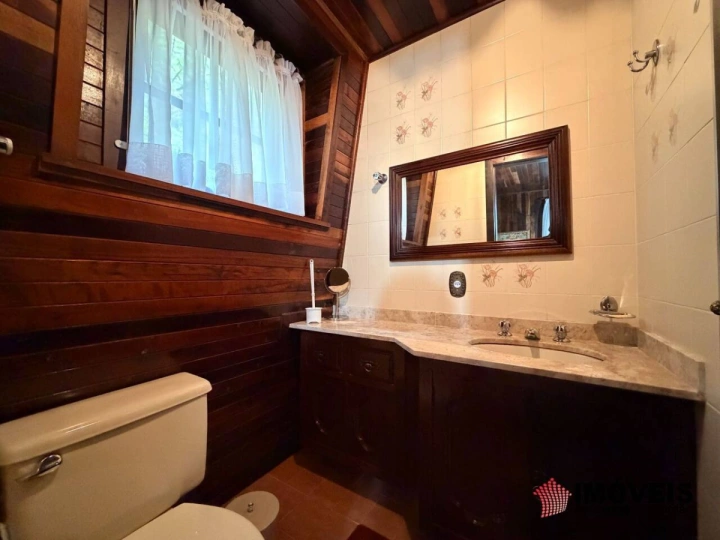 Casa em Jardim Manancial, Campos do Jordão - foto 1