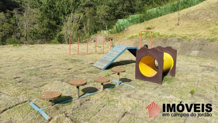 Terreno/Lote em Alto do Capivari, Campos do Jordão - foto 1