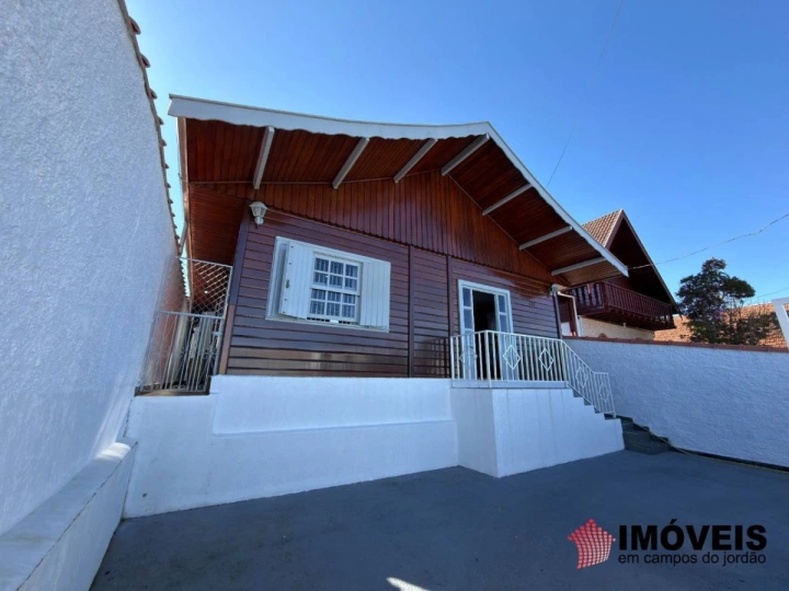 Casa em Vila São Paulo, Campos do Jordão - foto 1